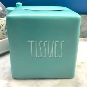 Rae Dunn tissue container